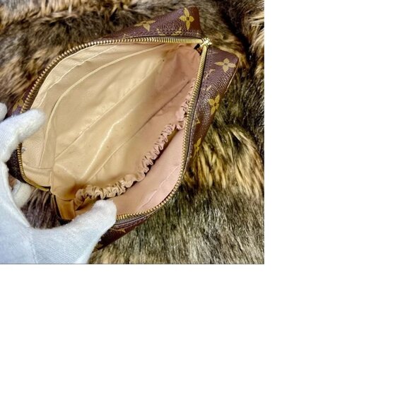 Louis Vuitton Trousse Toiletry Pouch Monogram 23 Brown Clutch GUC - Picture 8 of 15